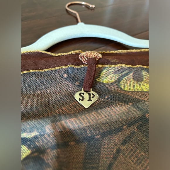 Mesh beachy long sleeve top - Picture 5 of 5